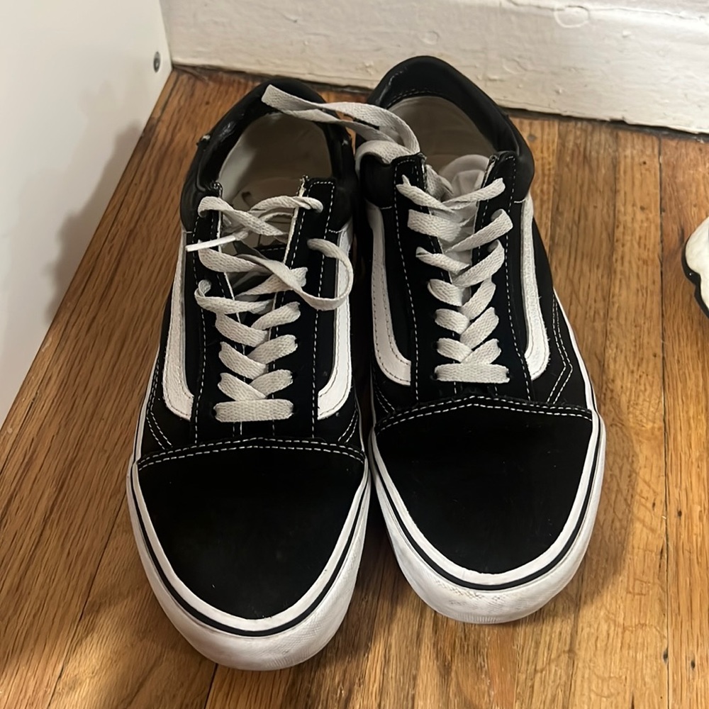 PLATFORM VANS